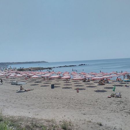 Sea Apartment Burgas Bagian luar foto